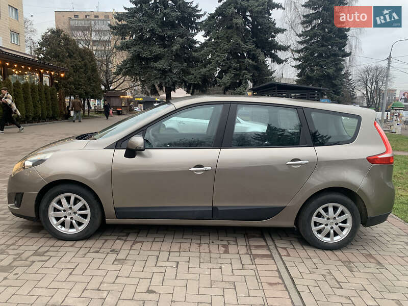 Мінівен Renault Grand Scenic 2010 в Рівному