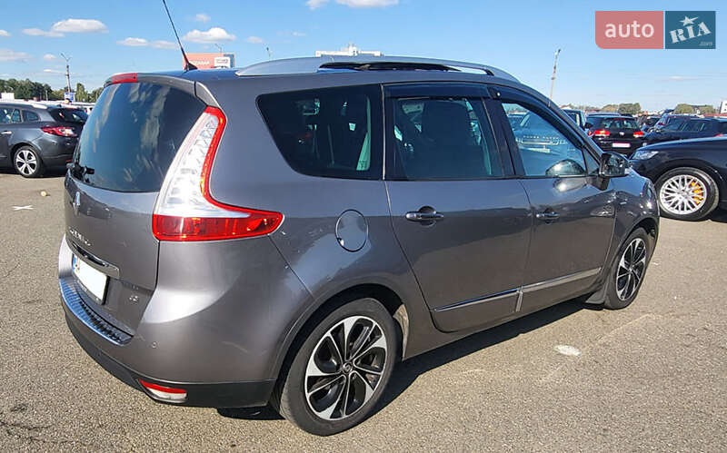 Мінівен Renault Grand Scenic 2016 в Києві фото 6 Мінівен Renault Grand Scenic 2016 в Києві