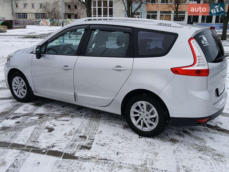 Минивэн Renault Grand Scenic 2014 в Черкассах
