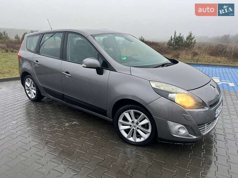 Renault Grand Scenic 2010
