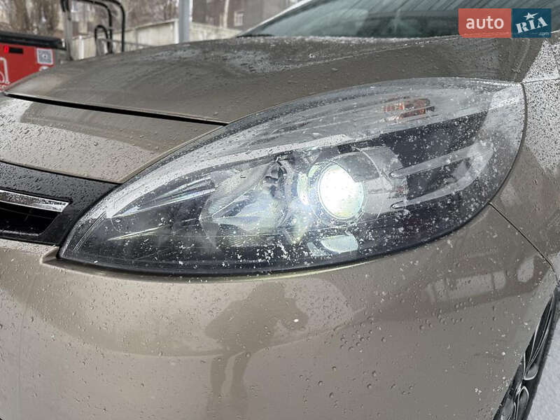 Мінівен Renault Grand Scenic 2015 в Хмельницькому
