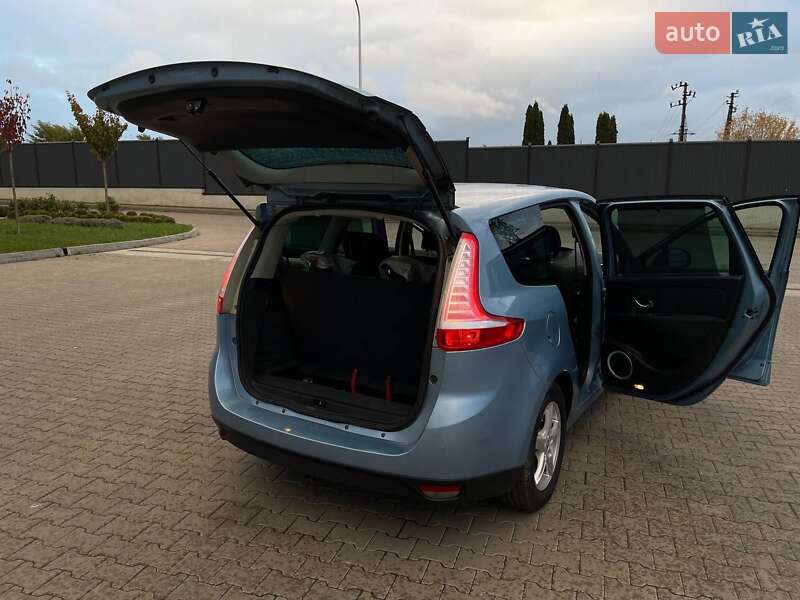 Мінівен Renault Grand Scenic 2009 в Луцьку