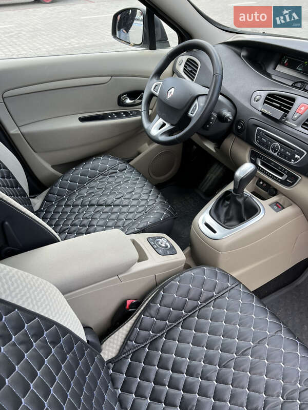 Минивэн Renault Grand Scenic 2011 в Ивано-Франковске