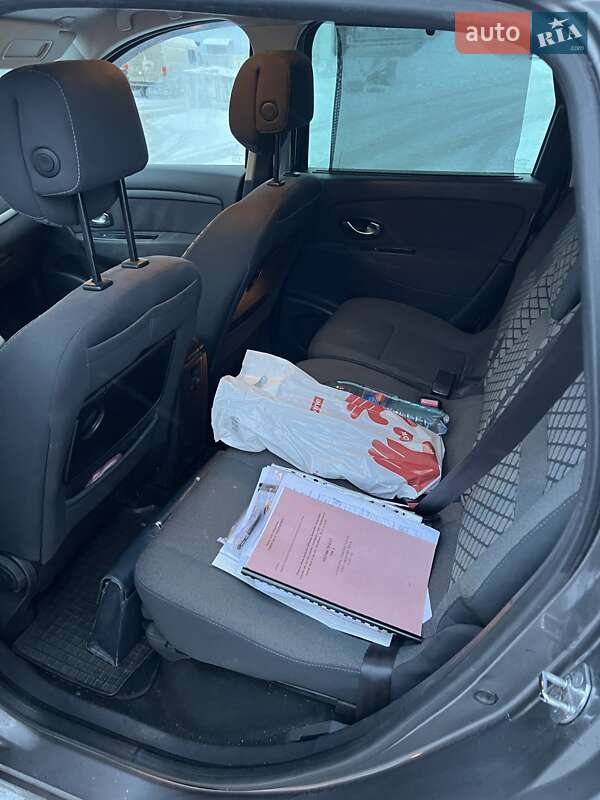 Мінівен Renault Grand Scenic 2010 в Києві