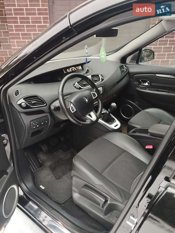Минивэн Renault Grand Scenic 2013 в Луцке