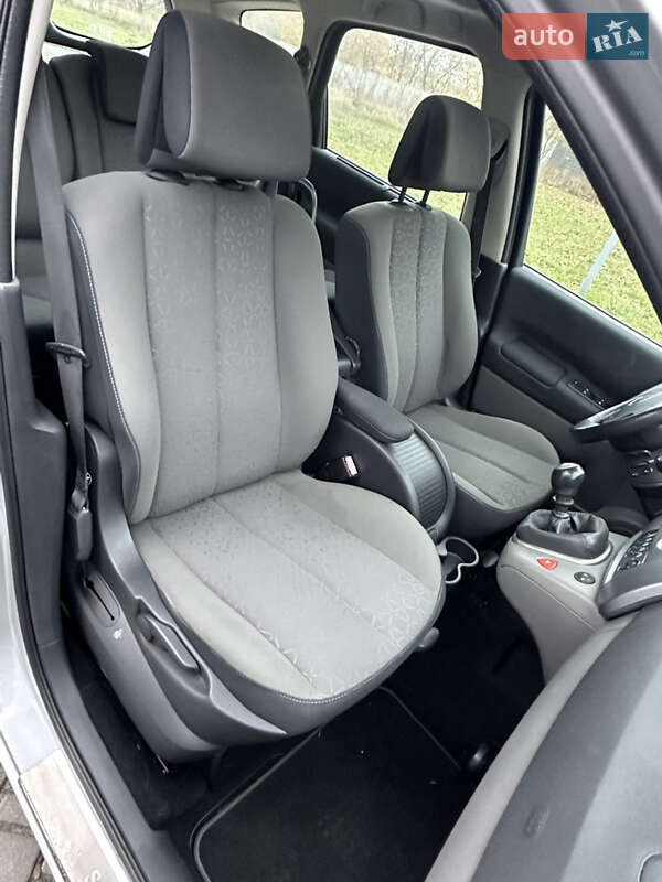 Минивэн Renault Grand Scenic 2008 в Днепре