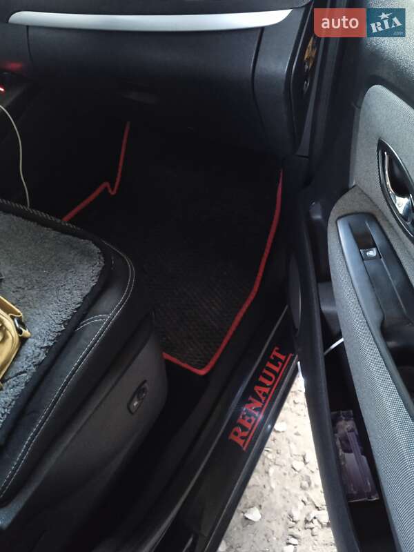 Минивэн Renault Grand Scenic 2011 в Хмельницком