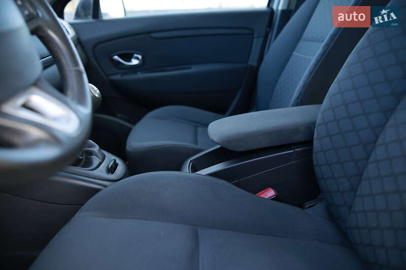Мінівен Renault Grand Scenic 2010 в Житомирі фото 15 Мінівен Renault Grand Scenic 2010 в Житомирі