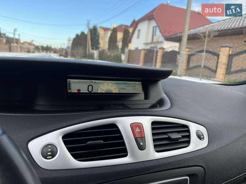 Мінівен Renault Grand Scenic 2009 в Луцьку фото 30 Мінівен Renault Grand Scenic 2009 в Луцьку