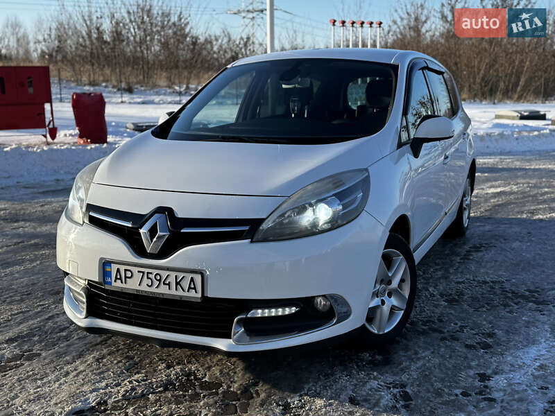 Renault Grand Scenic 2016
