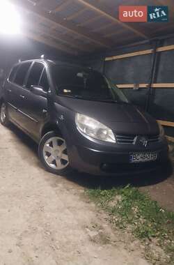 Мінівен Renault Grand Scenic 2004 в Дрогобичі
