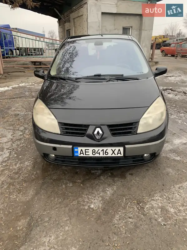 Renault Grand Scenic 2004