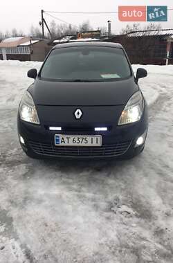 Мінівен Renault Grand Scenic 2010 в Івано-Франківську