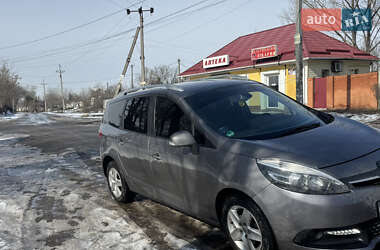Минивэн Renault Grand Scenic 2015 в Киеве