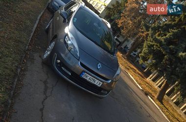 Минивэн Renault Grand Scenic 2012 в Дубно