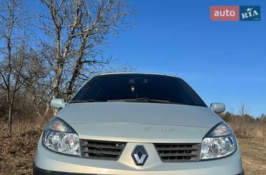 Минивэн Renault Grand Scenic 2004 в Могилев-Подольске