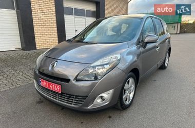 Мінівен Renault Grand Scenic 2010 в Луцьку
