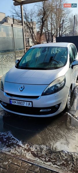 Renault Grand Scenic 2012 Renault Grand Scenic 2012