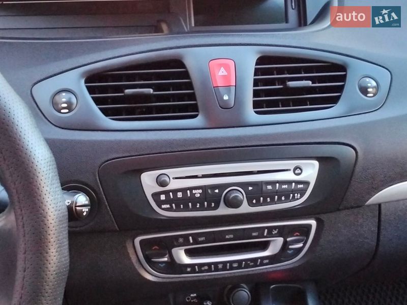 Минивэн Renault Grand Scenic 2010 в Сумах