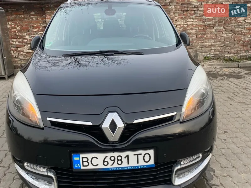 Renault Grand Scenic 2015