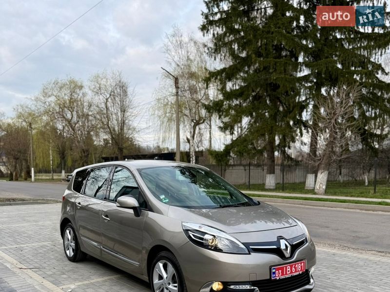 Renault Grand Scenic 2012