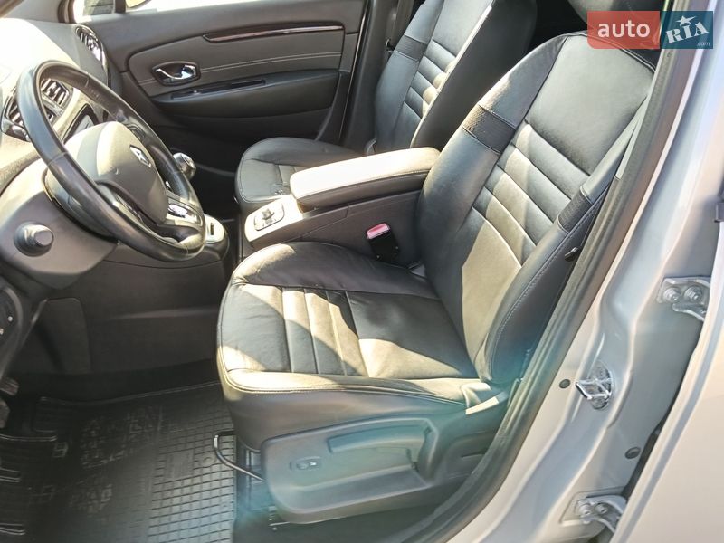 Renault Grand Scenic 2014