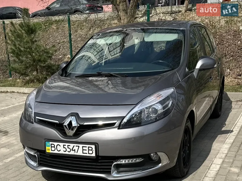 Renault Grand Scenic 2013