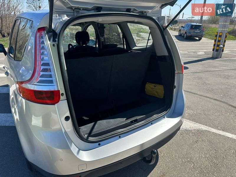Минивэн Renault Grand Scenic 2010 в Харькове