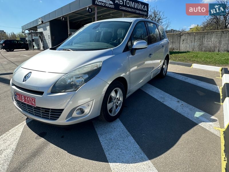 Минивэн Renault Grand Scenic 2010 в Харькове