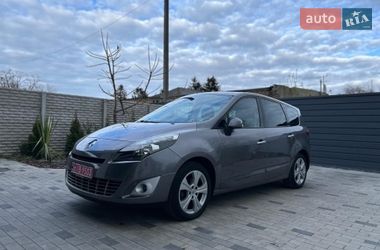 Минивэн Renault Grand Scenic 2011 в Владимире