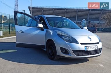 Минивэн Renault Grand Scenic 2010 в Ивано-Франковске
