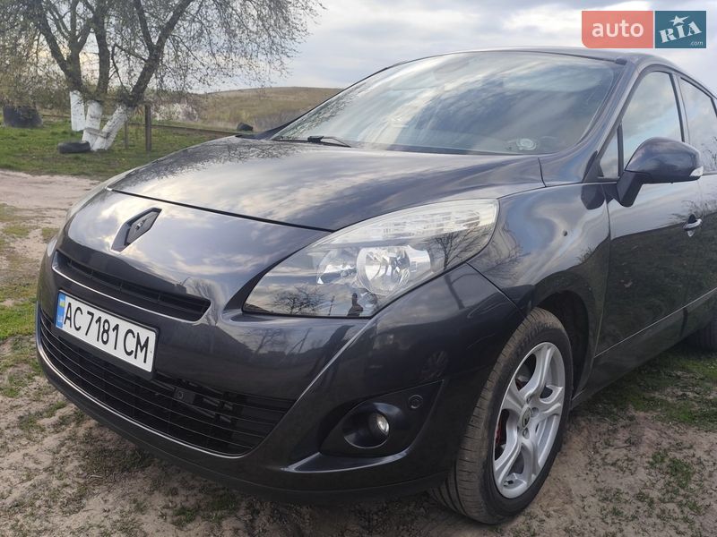 Renault Grand Scenic 2010