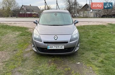 Мінівен Renault Grand Scenic 2011 в Пулинах