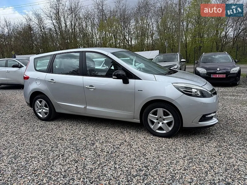 Renault Grand Scenic 2015