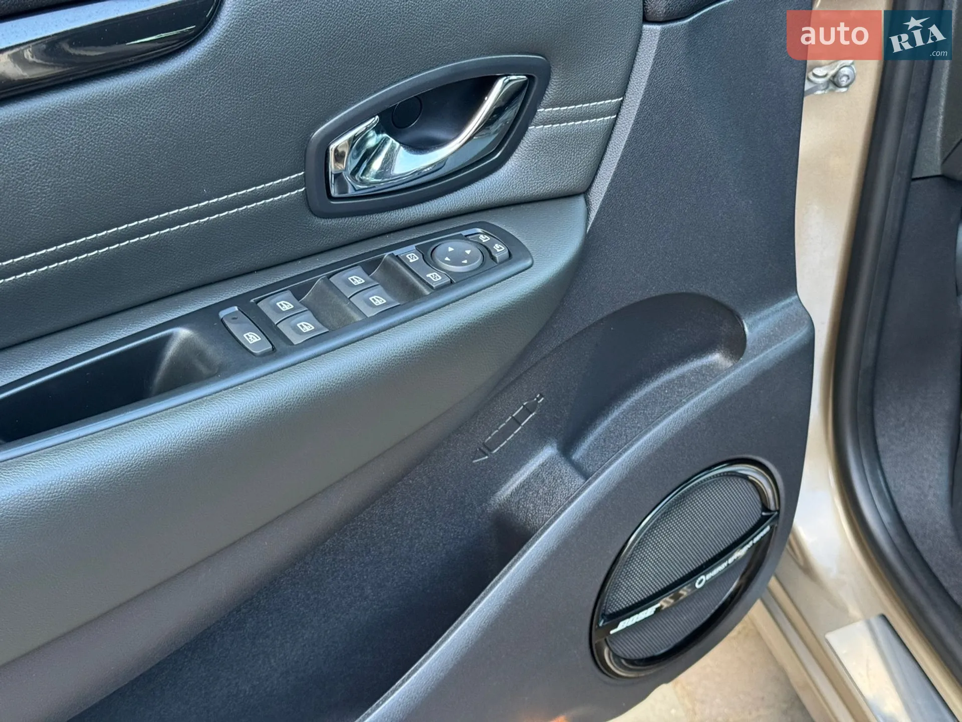 2013 Renault Scenic - мініатюра 24
