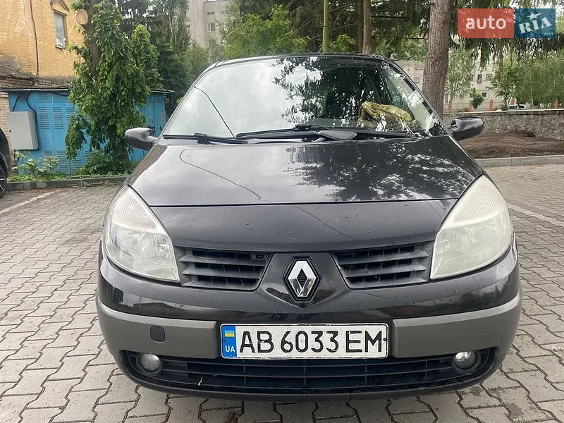Renault Grand Scenic 2005