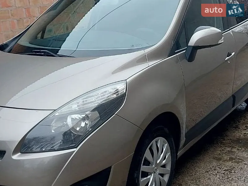 Renault Grand Scenic