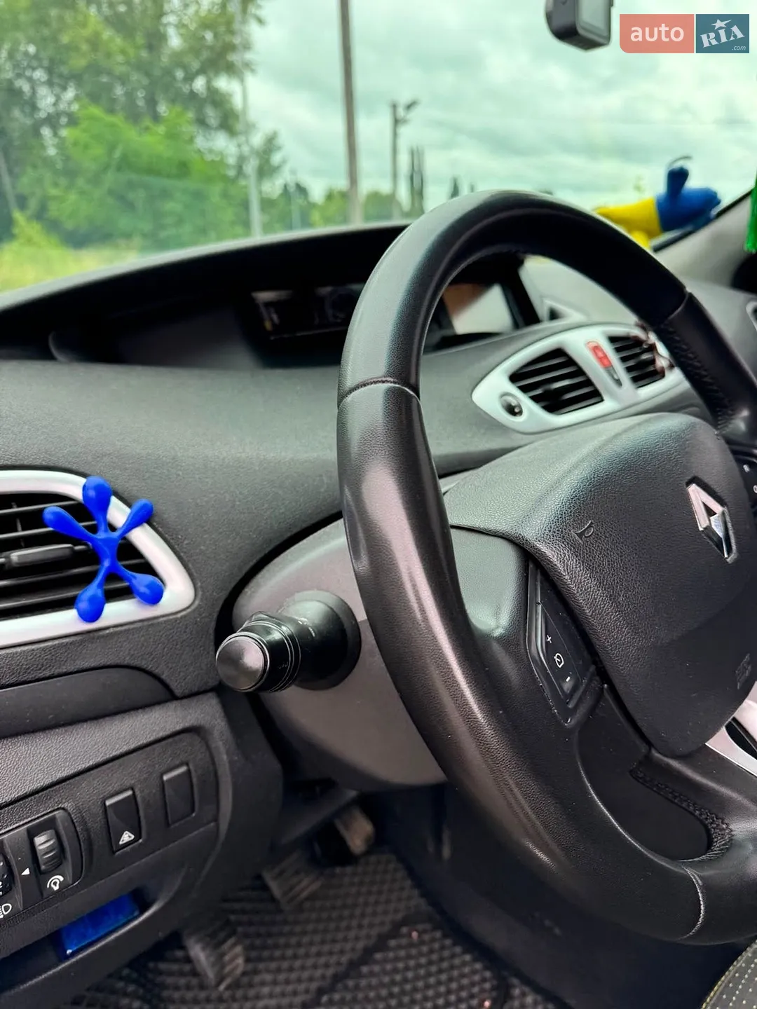2010 Renault Scenic - мініатюра 22