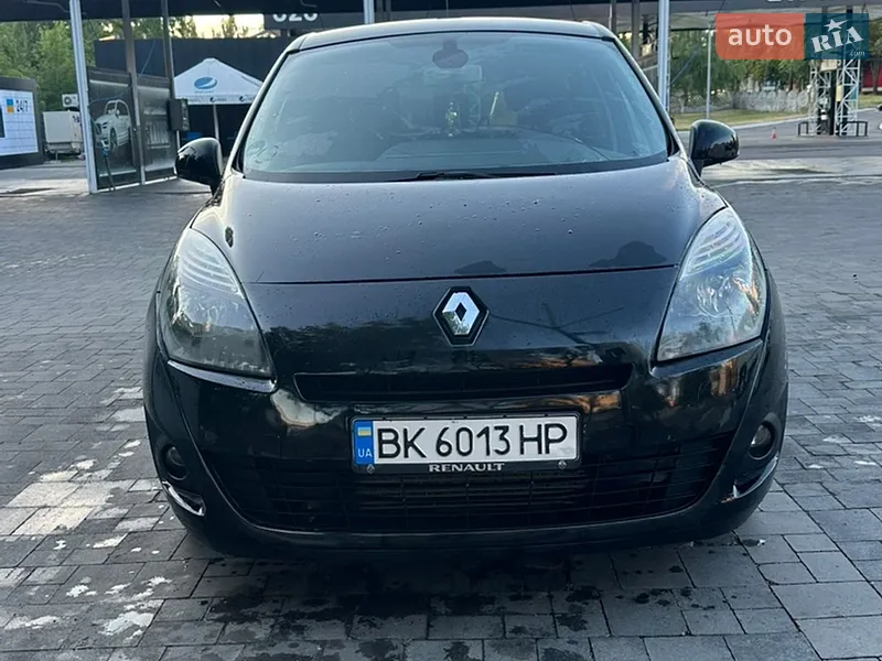 Renault Grand Scenic 2010