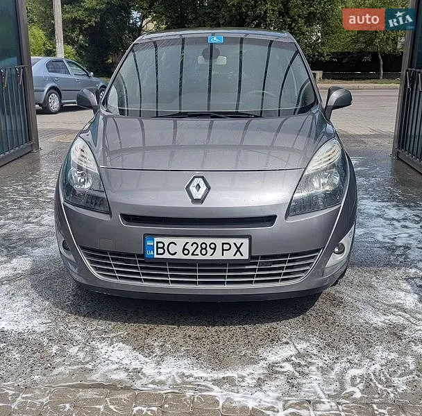 Renault Grand Scenic