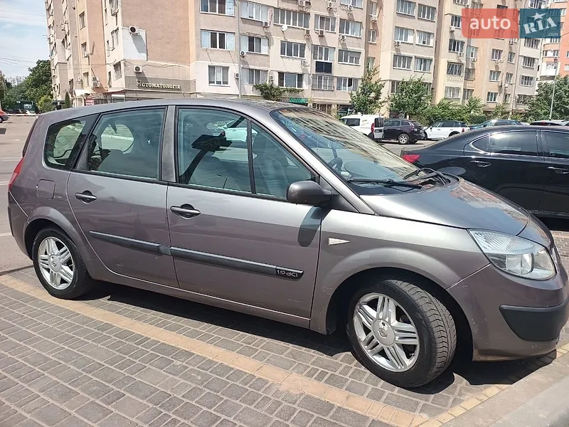 Renault Grand Scenic 2004