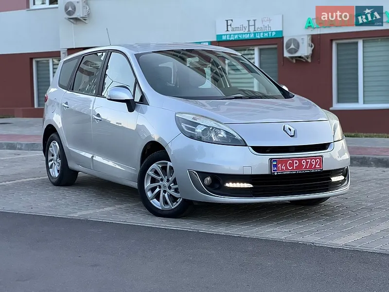 Renault Grand Scenic 2013