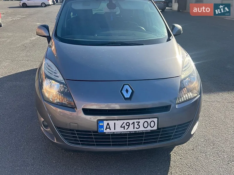 Renault Grand Scenic 2010