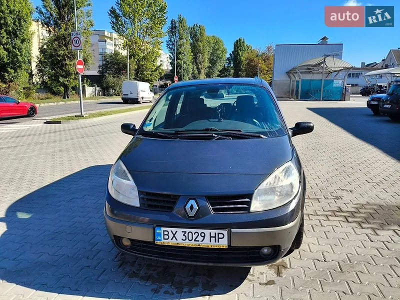 Renault Grand Scenic 2005