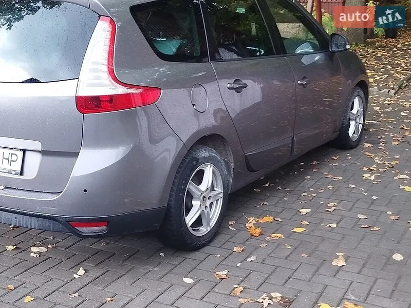 Renault Grand Scenic