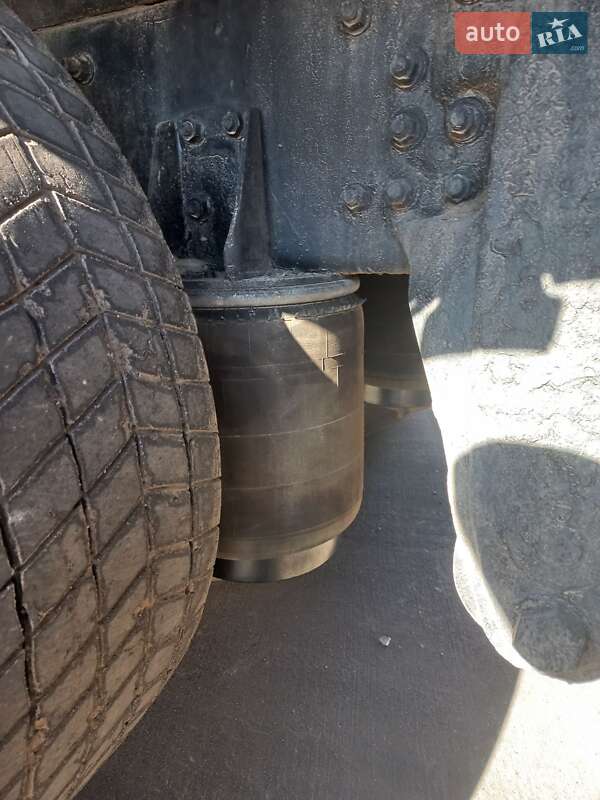 Кран-маніпулятор Renault JP 2000 в Полтаві