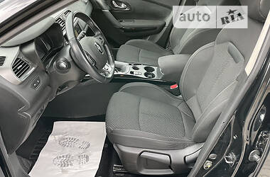 Внедорожник / Кроссовер Renault Kadjar 2017 в 