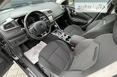 Внедорожник / Кроссовер Renault Kadjar 2017 в 