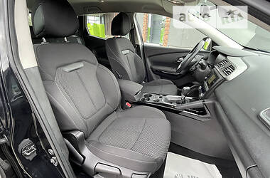 Внедорожник / Кроссовер Renault Kadjar 2017 в 
