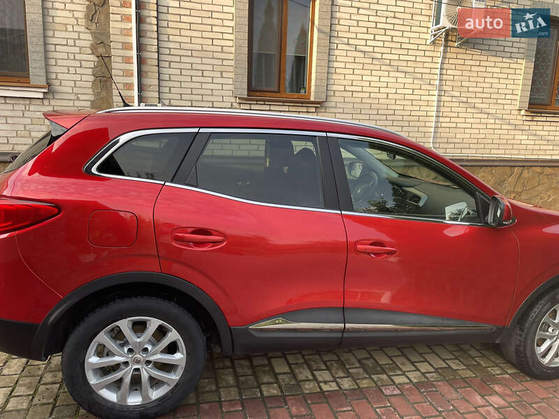 Позашляховик / Кросовер Renault Kadjar 2016 в Луцьку